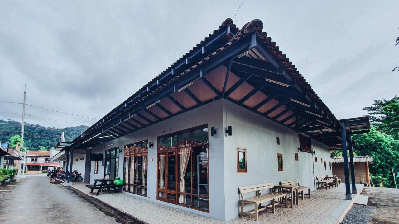 We Hostel Khaolak Khao Lak Eksteriør bilde